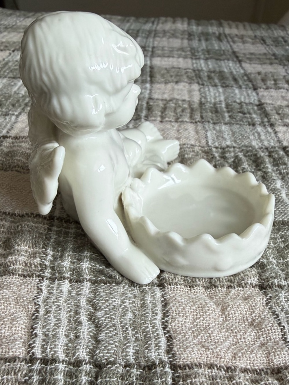 Vintage Cherub Mini Trinket Dish - Picture 5 of 13